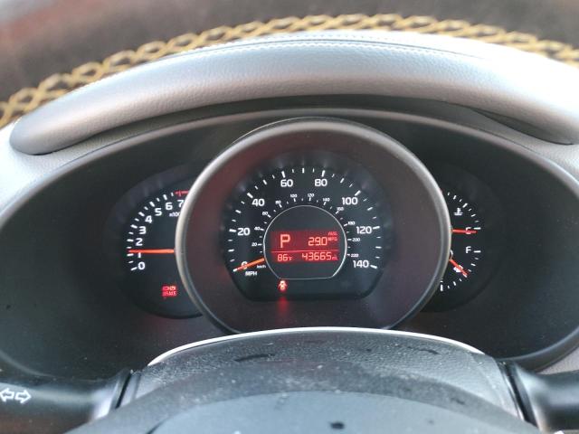 2015 KIA SOUL + KNDJP3A58F7128689