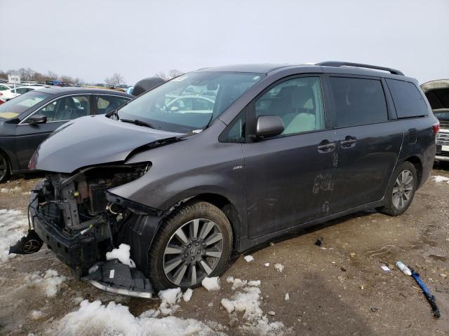 2018 Toyota Sienna LE