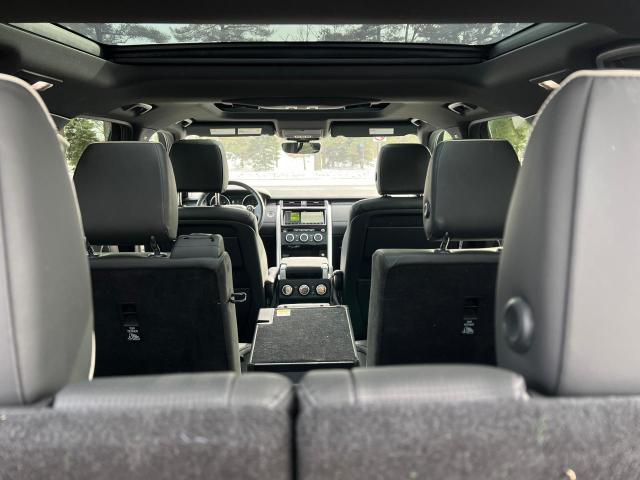 SALRRBBV8HA037944 Land Rover Discovery Hse