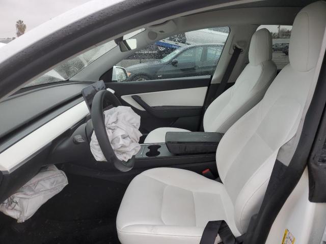 7SAYGDEE0NF324460 Tesla Model Y