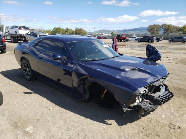 2C3CDZAT7FH757551 Dodge Challenger Sxt