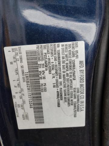 1LNHM82W11Y713348 Lincoln Town Car Signature