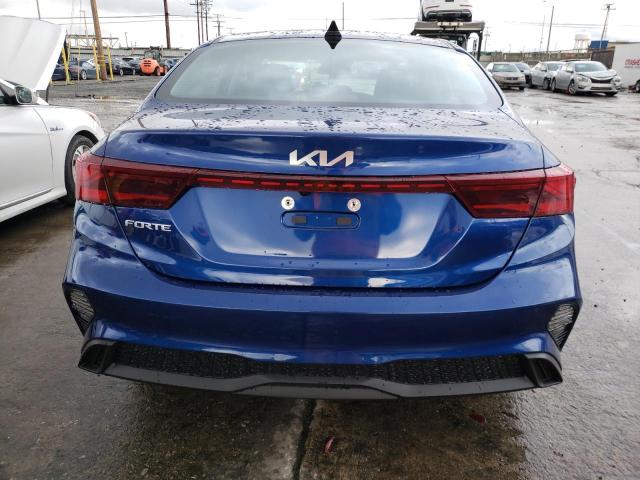 3KPF24AD8PE569046 KIA FORTE LX