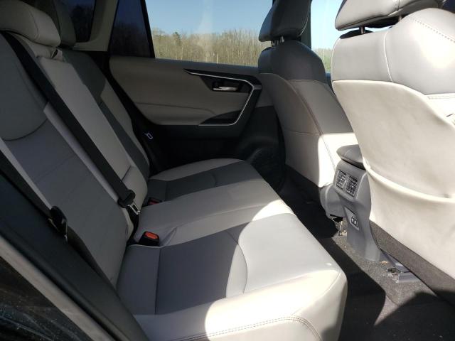 2019 TOYOTA RAV4 XLE P 2T3C1RFV8KW023543