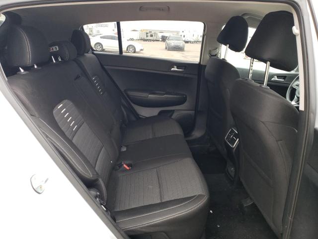 KNDPMCAC5H7266999 KIA Sportage Lx