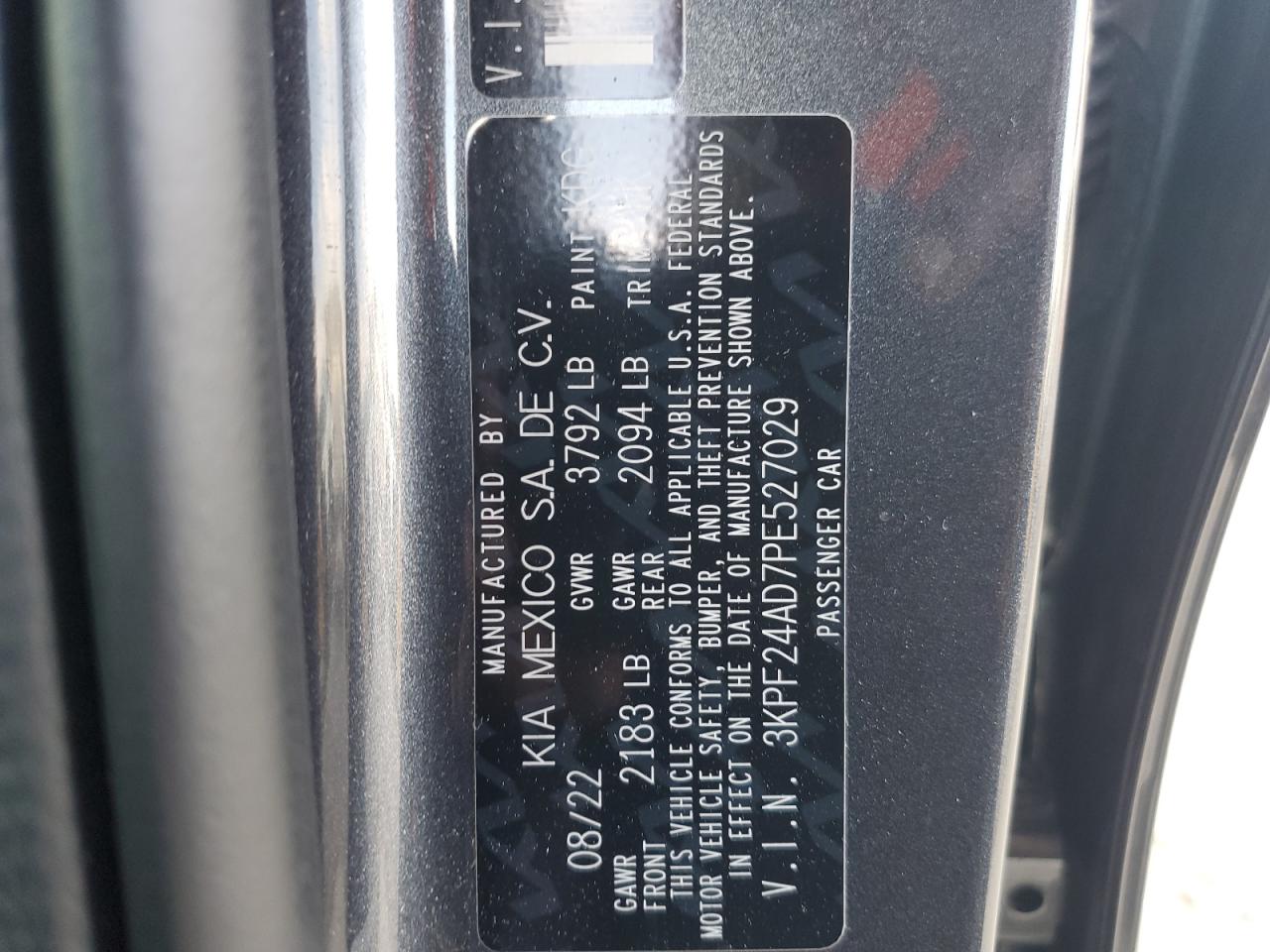 2023 Kia Forte - Image 13