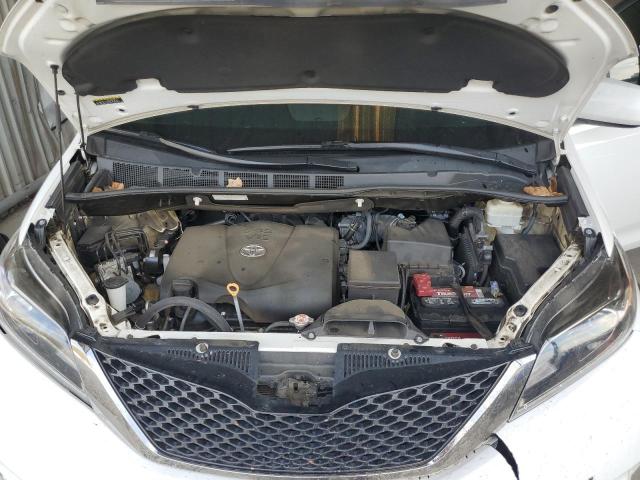 2017 TOYOTA SIENNA SE 5TDXZ3DCXHS832965