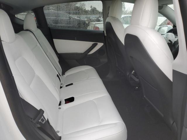 7SAYGDEE0NF324460 Tesla Model Y