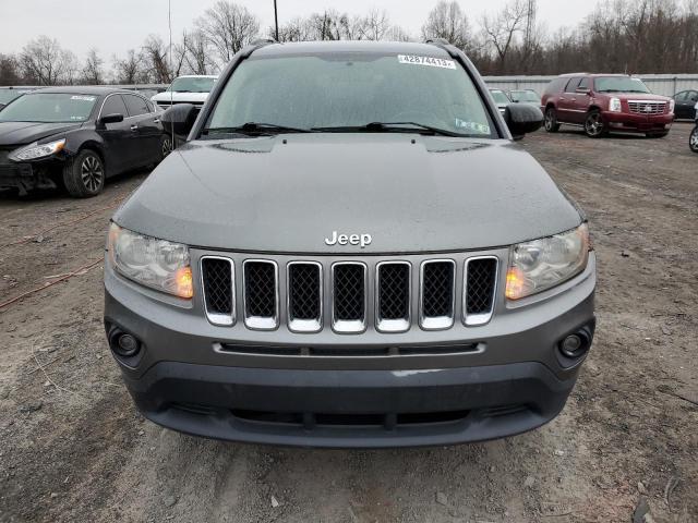 1C4NJDEB9CD590099 Jeep Compass Latitude