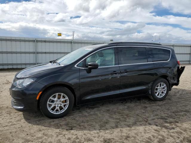 2020 Chrysler Voyager 