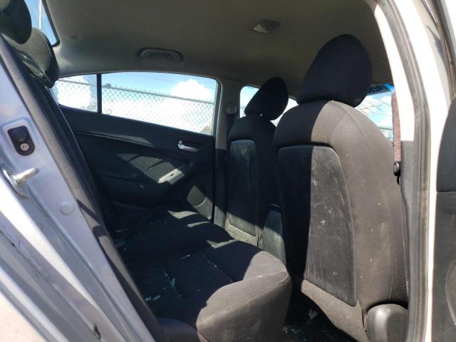3KPFK4A75HE135694 KIA FORTE LX