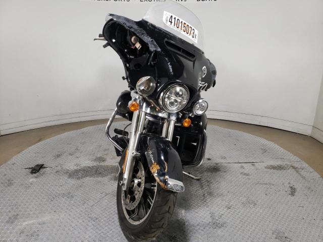 2019 HARLEY-DAVIDSON FLHTCU - 1HD1FCC10KB648596