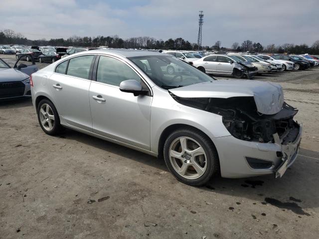 YV1622FS9C2130824 Volvo S60