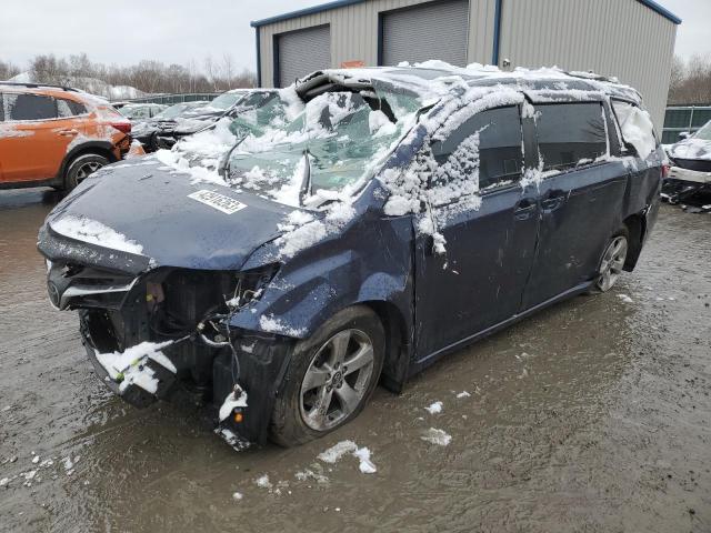 2020 Toyota Sienna LE