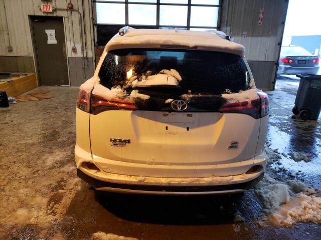 2016 TOYOTA RAV4 SE - JTMJFREV9GJ074517