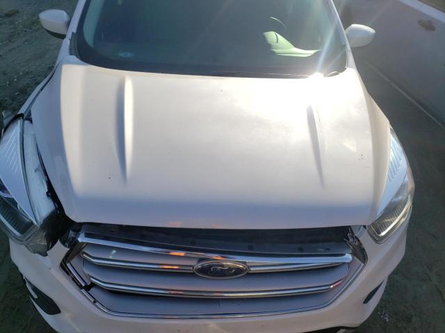 2017 FORD ESCAPE SE 1FMCU9GD1HUD88970