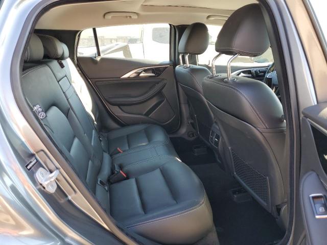 2017 INFINITI QX30 BASE - SJKCH5CR4HA022437