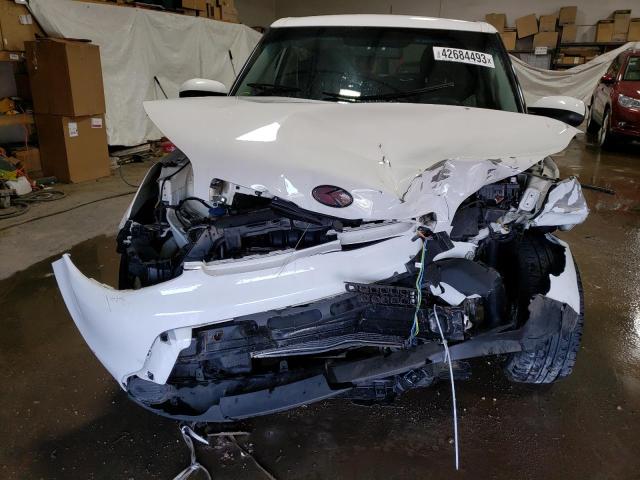 2015 KIA SOUL + - KNDJP3A50F7171004