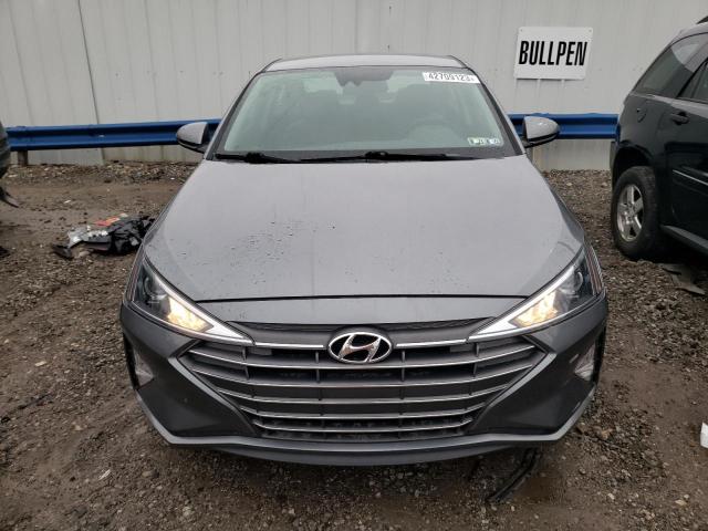 2019 HYUNDAI ELANTRA SE 5NPD84LFXKH471788