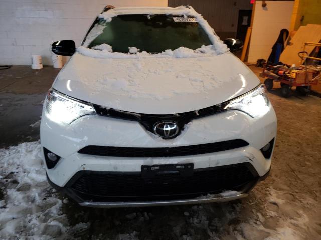 2016 TOYOTA RAV4 SE - JTMJFREV9GJ074517