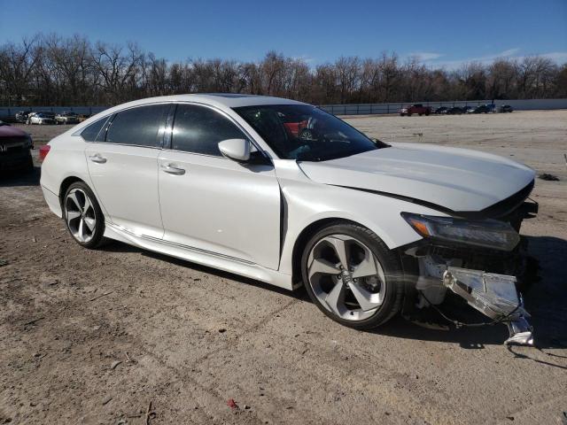 2018 HONDA ACCORD TOU 1HGCV2F9XJA052359