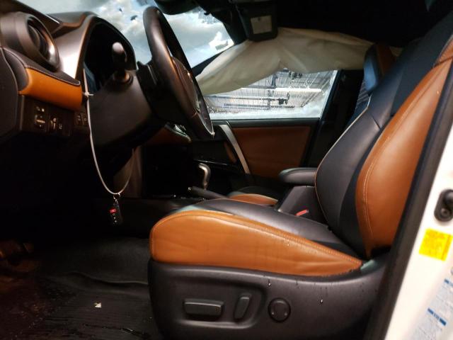 2016 TOYOTA RAV4 SE - JTMJFREV9GJ074517