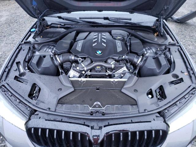 WBA13BK05NCL01757 BMW M550xi