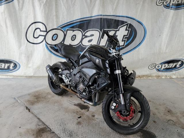 2017 YAMAHA FZ10 - JYARN48E9HA000693
