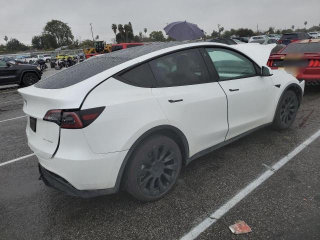 7SAYGDEE0NF324460 Tesla Model Y
