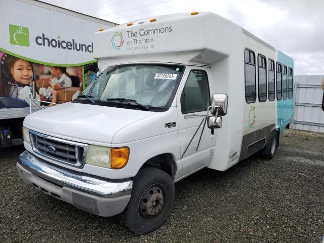 2004 Ford Econoline Cargo Van 