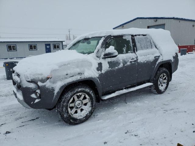 2022 TOYOTA 4RUNNER SR JTEPU5JR4N6017106