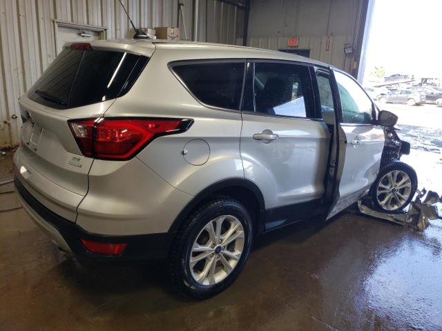 2019 FORD ESCAPE SE 1FMCU0GD9KUC48135