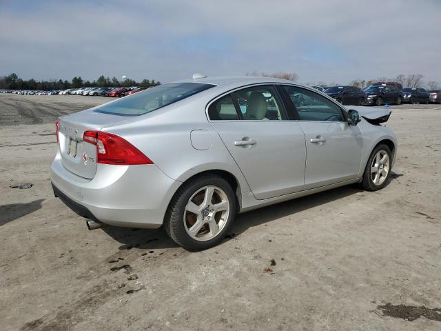 YV1622FS9C2130824 Volvo S60