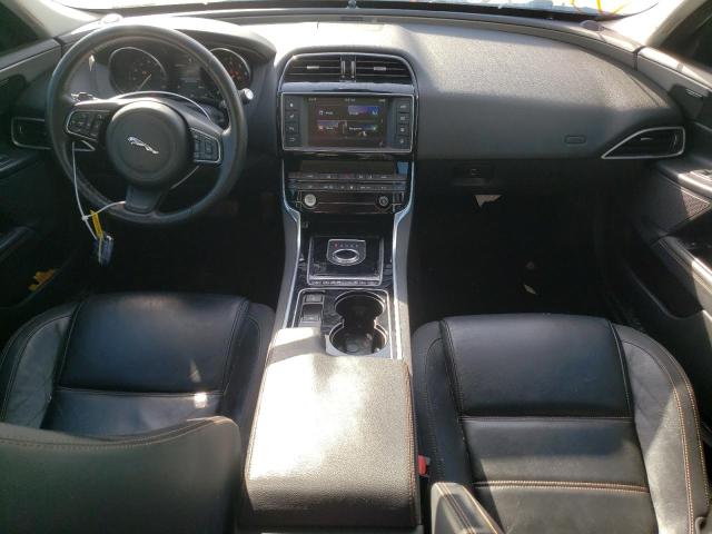 SAJAE4BVXHA975845 Jaguar Xe Prestige