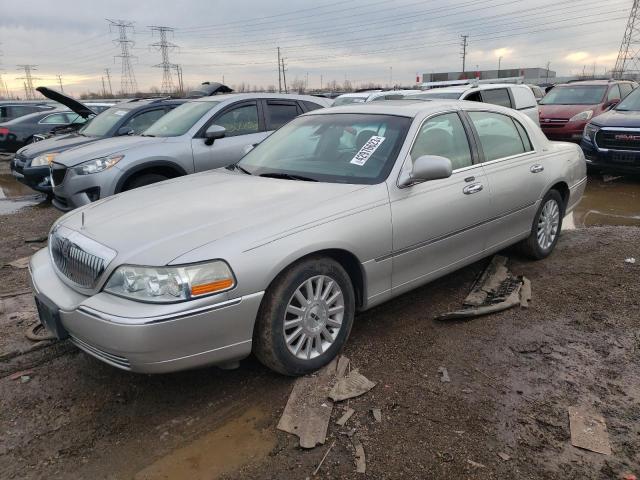 2003 Lincoln Town Car Signature