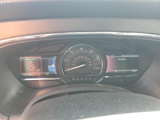5LMJJ3JTXGEL02316 Lincoln Navigator