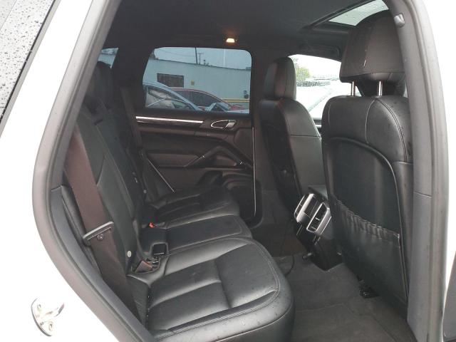 2016 PORSCHE CAYENNE SE - WP1AE2A2XGLA64409
