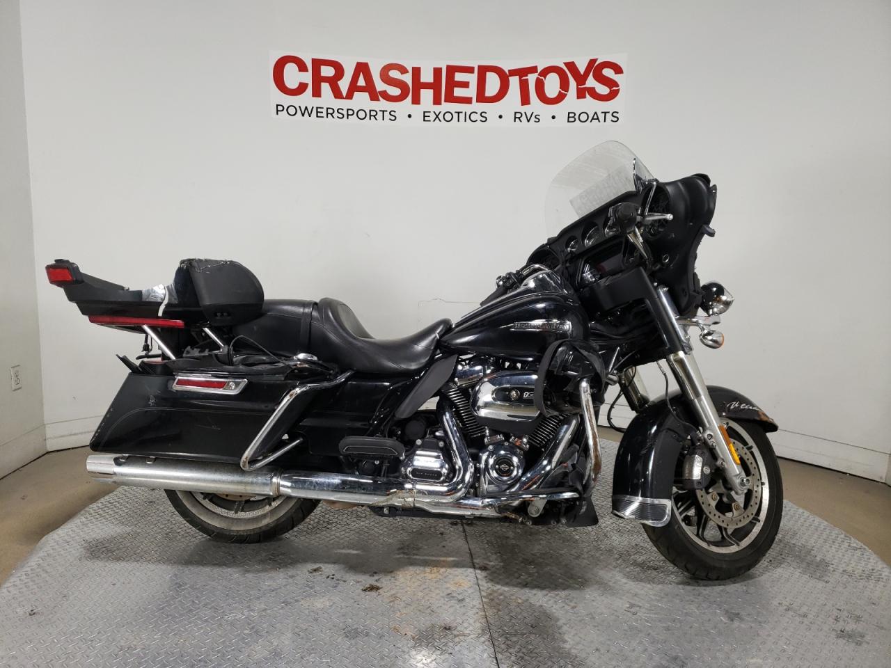 1HD1FCC10KB648596 HARLEY-DAVIDSON FLHTCU 2019