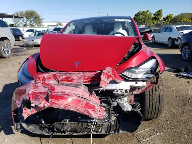 7SAYGDEE8NF318809 Tesla Model Y