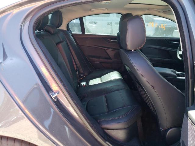 SAJAE4BVXHA975845 Jaguar Xe Prestige