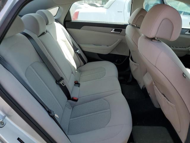 2016 HYUNDAI SONATA SE 5NPE24AF5GH357746