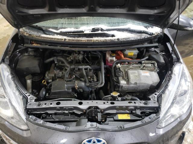 2015 TOYOTA PRIUS C - JTDKDTB31F1576043