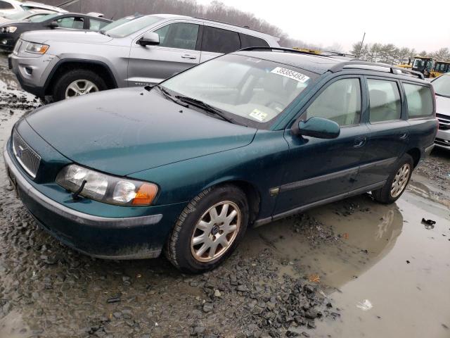 Lot #2376242150 2002 VOLVO V70 salvage car