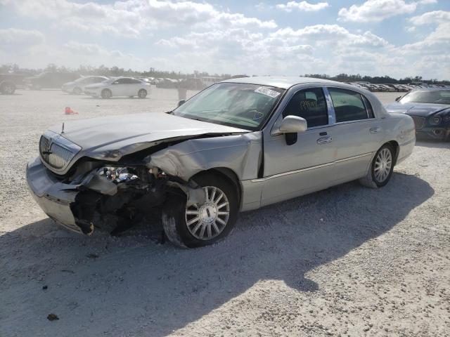 2006 Lincoln Town Car Signature