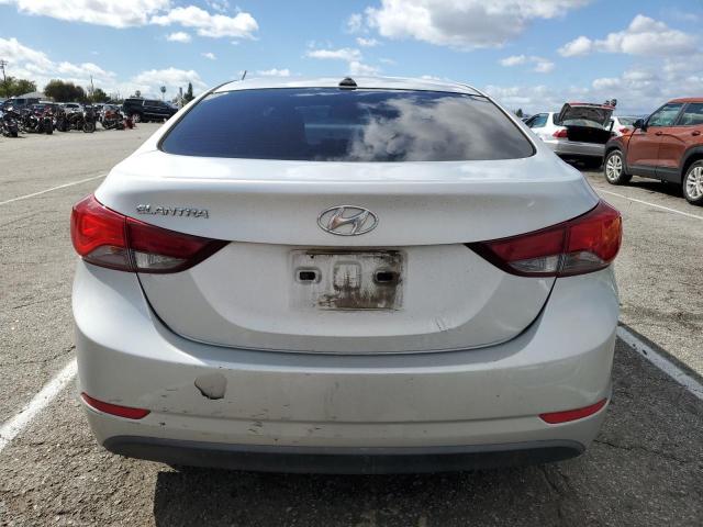 2016 HYUNDAI ELANTRA SE 5NPDH4AE8GH692629