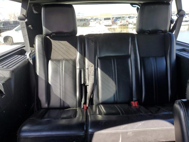 5LMJJ3JTXGEL02316 Lincoln Navigator