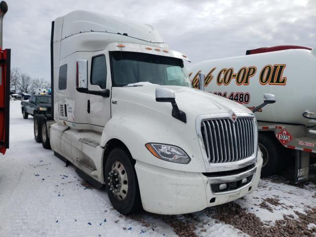 Salvage cars for sale from Copart Avon, MN: 2018 International LT625
