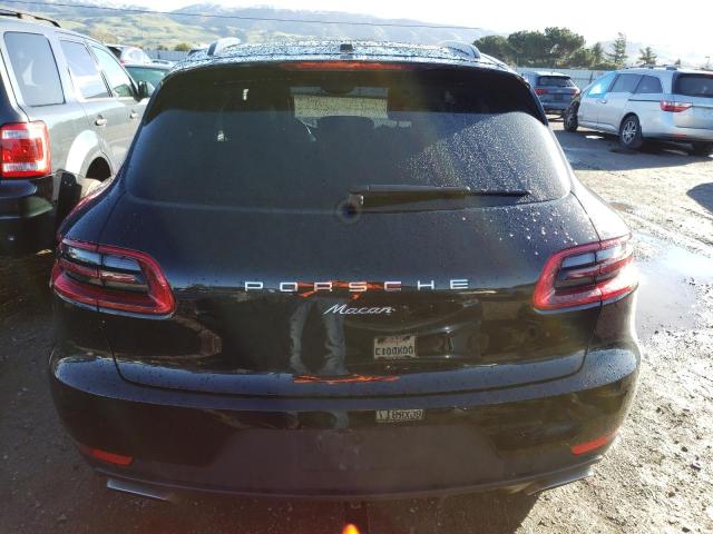 2017 PORSCHE MACAN WP1AA2A58HLB06132