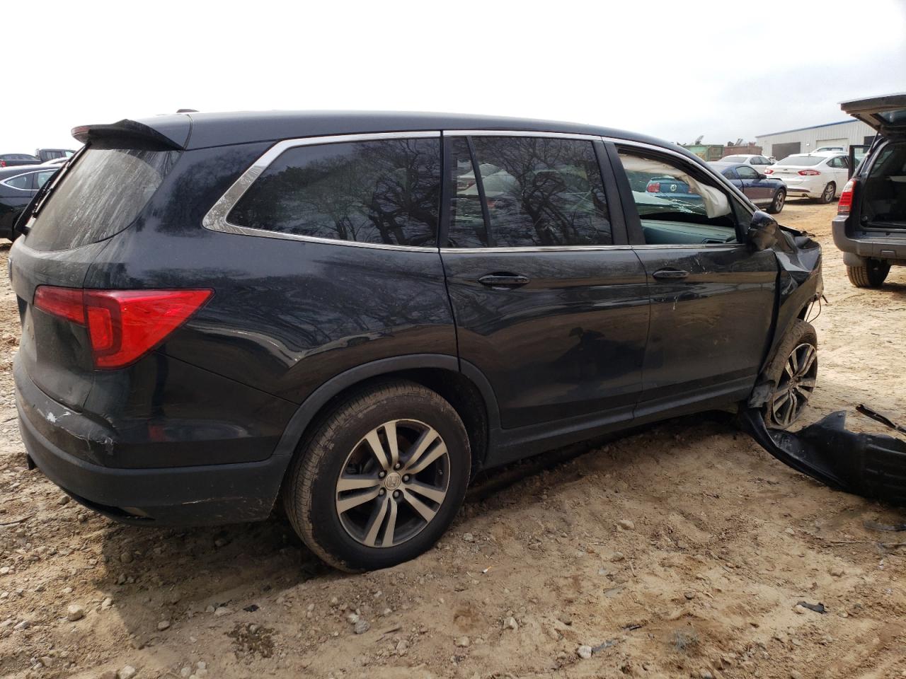 5FNYF5H32GB001448 HONDA PILOT 2016