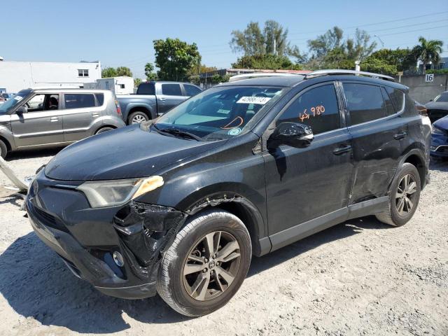 2017 TOYOTA RAV4 XLE 2T3WFREV8HW323995